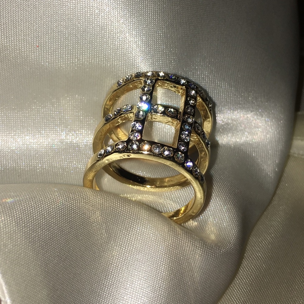 Nwot Express Statement Ring - image 2